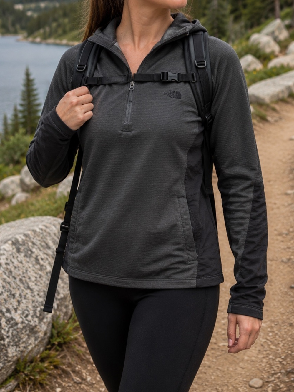The North Face Women’s L Gray Grid Fleece Hooded 1/4 Zip Pullover Hoodie
